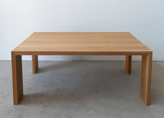 Delle 01 Dining Table