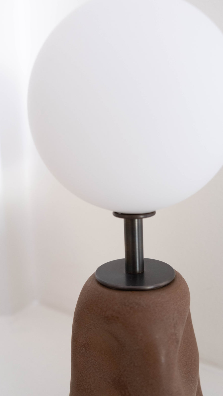 Ceramic Globe Lamp